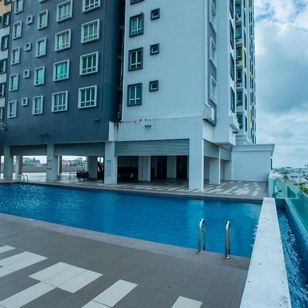 Infinity Sea View Pool Beach View 3Rooms 2Parkings Kuala Terengganu Eksteriør bilde