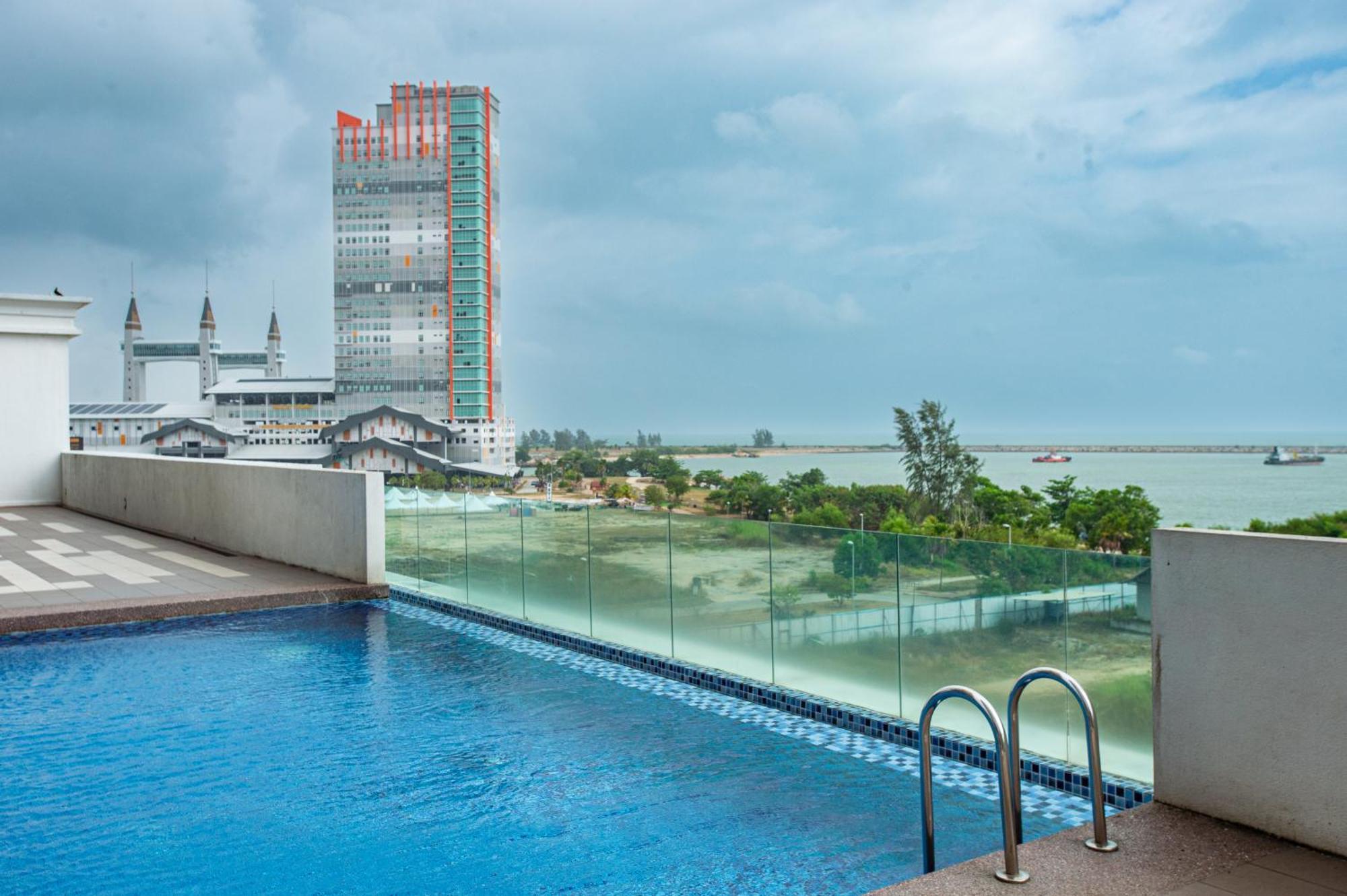 Infinity Sea View Pool Beach View 3Rooms 2Parkings Kuala Terengganu Eksteriør bilde